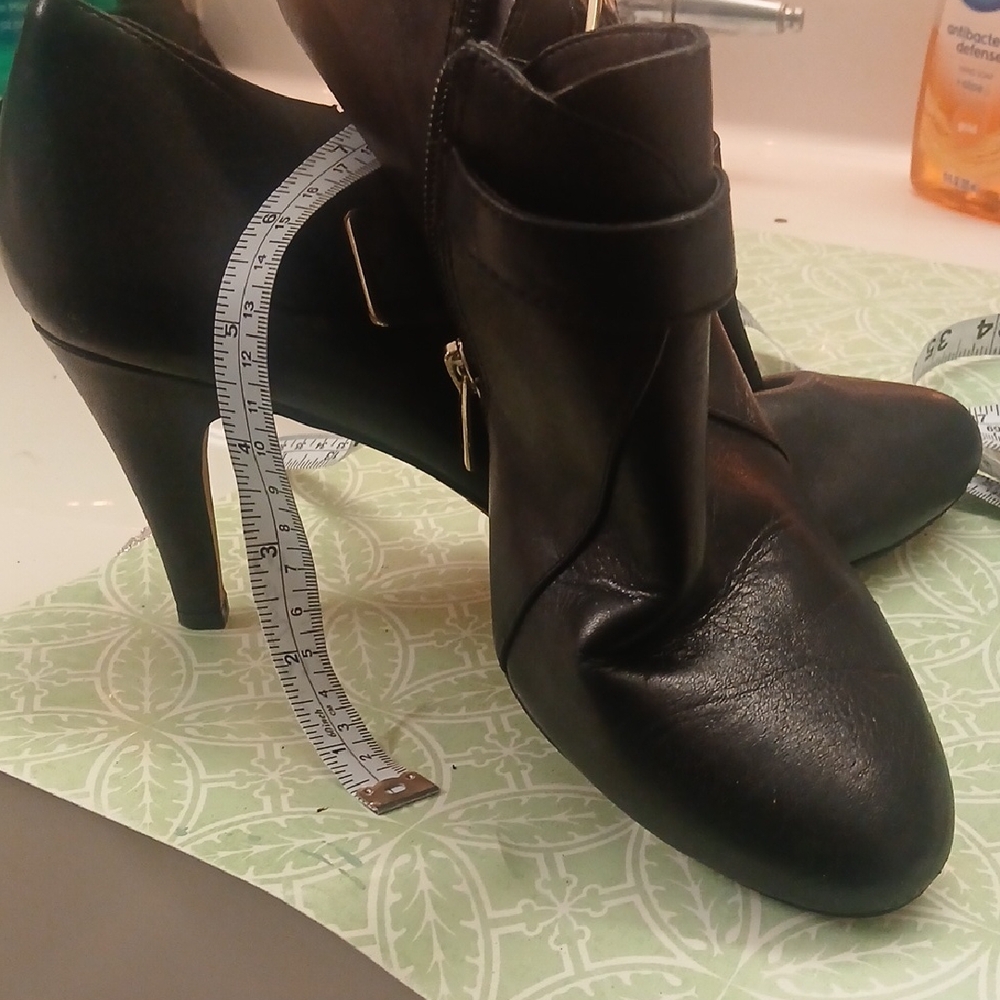 Elegant Black Women's Heels